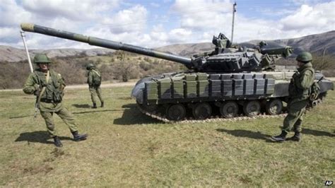 Ukraine Crisis Russia Vows No Invasion Bbc News