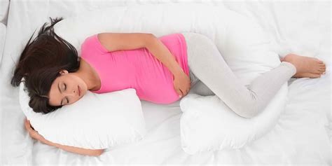 7 tips to get the perfect night s sleep pregnancy sleep guide cloudnine blog