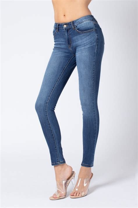 Kan Can Women S Mid Rise Super Skinny Jeans Basic Kc7092