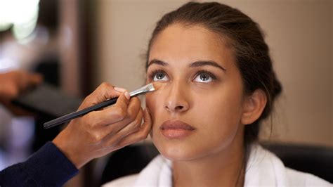 should you apply foundation or concealer first makeup artists weigh in allure
