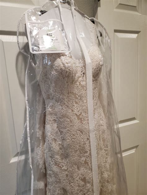 Stella York Illusion Back Lace Wedding Dress Used Wedding Dress