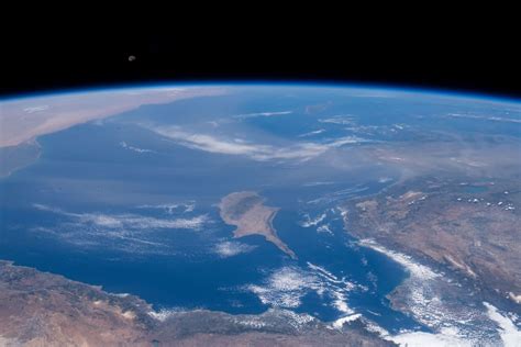 Nasa Released Its Top 20 Photos Of Earth From 2020 And Man We Look Good