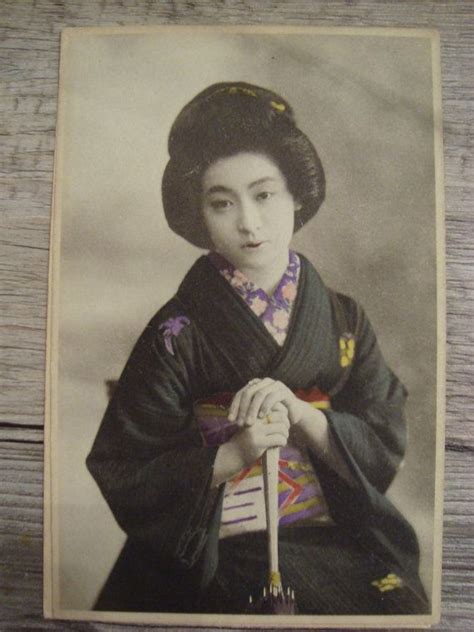 Nice Vintage Japanese Geisha Maiko Umbrella Serene Postcard Japanese Geisha Vintage Japanese