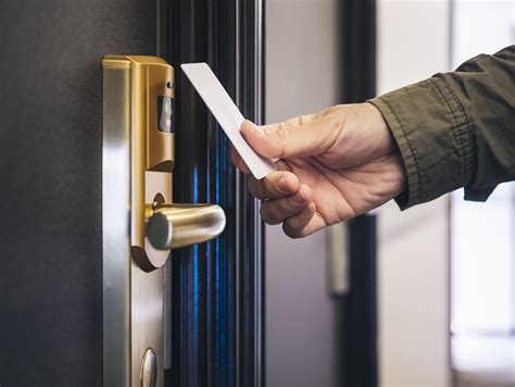 How Hackers Use Hotel Key Cards To Break Into Rooms