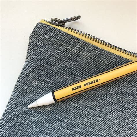 It was originally released in 2015 for the ipad pro and is now supported by every current model of the ipad lineup. Apple Pencil Wraps - Pencil Pushers Wrap | Typeyeah.