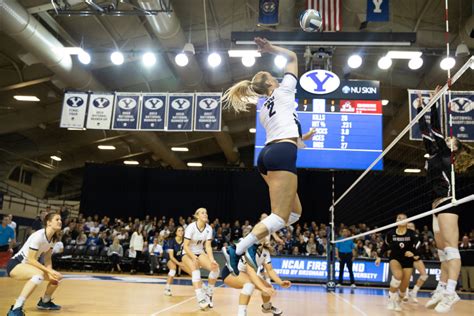 Byu Women S Volleyball Flies To Round Two Of The Ncaa Tournament The