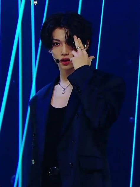 Outfir Felix Stray Kids Crazy Kids My Only Love Stage Outfits Lee