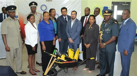 9 Organisations Get Disaster Relief Items Azp News