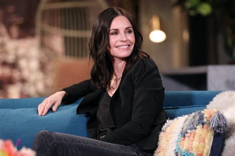 Courteney Cox Recreates Turkey Head Dance Internet Is Thankful