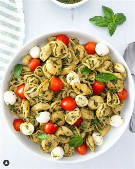 Caprese Tortellini Pasta Salad By Herbsandflour Quick And Easy Recipe
