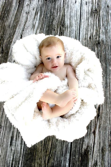 Baby First Month Photo Shoot Ideas