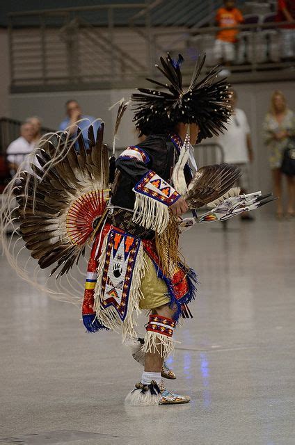 Mens Traditional Dance Dancing Traditional And Native Americans