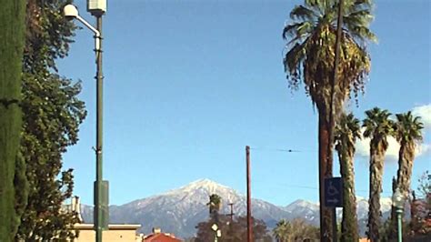 A Dusting Of Snow On Mount San Gorgonio In The Distance Travel Usa