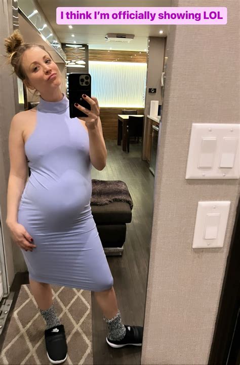 Kaley Cuoco Pregnant Tight Dress R Pregcelebs
