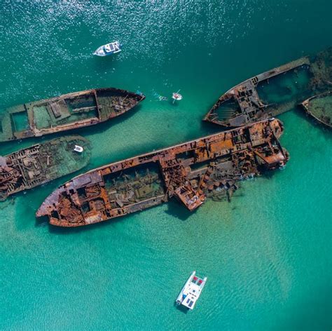 15 Photos Of Underwater Shipwrecks Beautiful Shipwreck Images