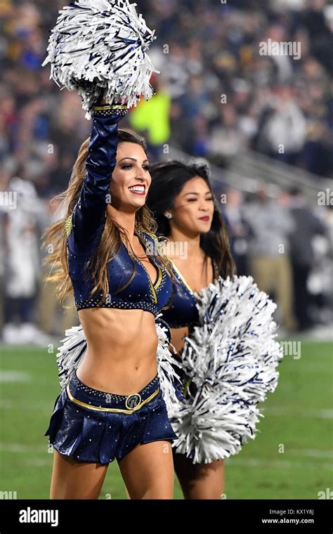 los angeles ca usa 6th jan 2018 the los angeles rams cheerleaders perform during the nfl
