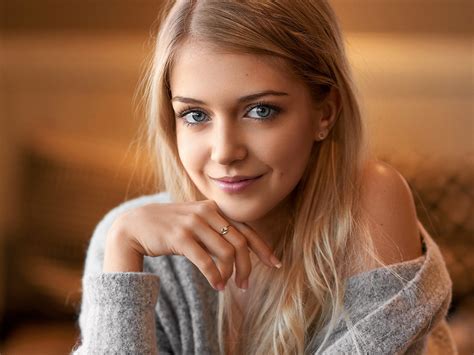 Обои teen model blue eyes blonde beautiful smile на рабочий стол