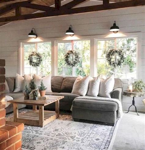 Adorable 30 Charming Rustic Farmhouse Living Room Remodel Ideas