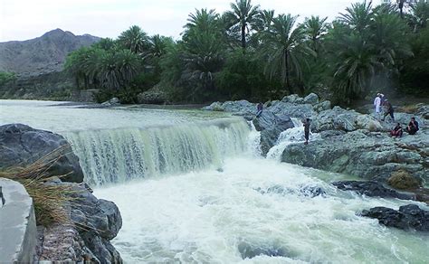 الريادة والتميز عالمياً لطاقة كهربائية. وادي الحوقين - محافظة جنوب الباطنة - أفلاج وعيون ووديان - ولاية الرستاق - صوت عُمان