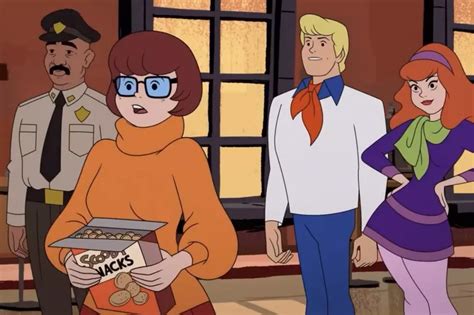 Velma Officially Confirmed As Gay In New ‘scooby Doo