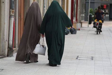 Niqab Des Experts De Lonu Désavouent La France