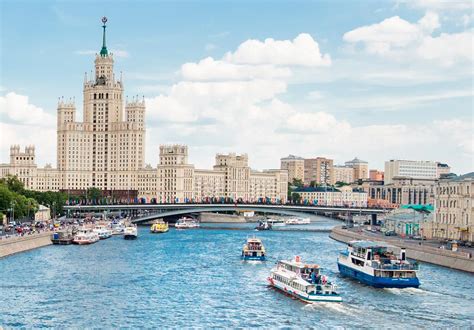 Cruise Tour With A Guide On The Moscow Moskva River