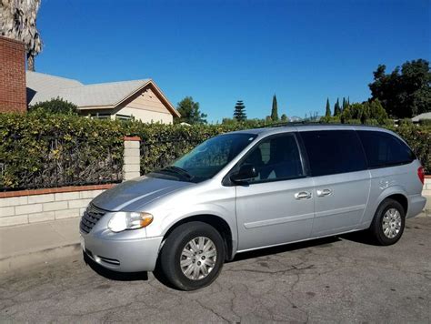 2005 Chrysler Town And Country Lx 4dr Extended Mini Van For Sale In