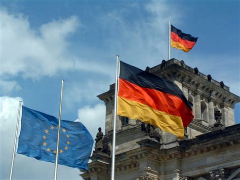 Nemčija Ostaja Proevropska Pri Vladavini Prava In Demokraciji Pa Ne