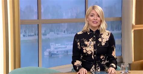 Fans Amazed By Itv This Morning Holly Willoughby S Short Dress For Celebrity Juice Liverpool Echo