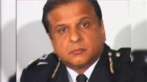 Race Row Uks Seniormost Asian Cop Asked To Shut Up