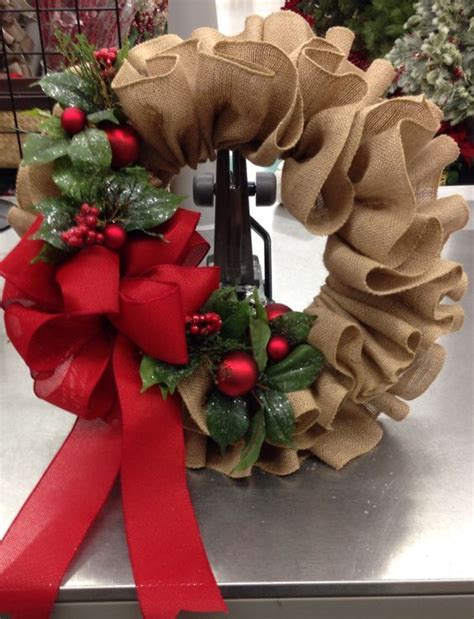 Diy Décor Best Ideas For Christmas Burlap Wreath Julia Palosini