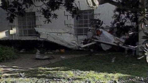 Video Stolen Plane Crashes On White House Lawn Abc News