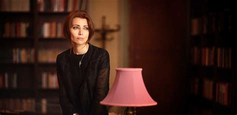 10 Minutes 38 Seconds In This Strange World By Elif Shafak