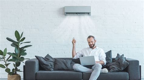 Ein klimagerät kann da helfen, die eigenen vier wände auf eine erträgliche temperatur herunterzukühlen. Klimaanlage für die Wohnung: welches Gerät? Worauf achten?