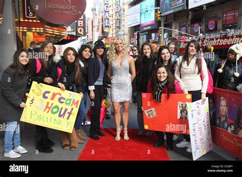 Fans From Mexico Cheer The Arrival Of A New Britney Spears Wax Figure