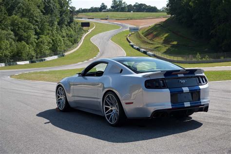 Online Crop Gray Ford Mustang Ford Mustang Muscle Cars Car