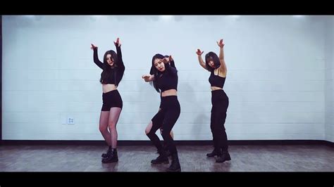رقص بنات كوريات على اغنيه اجنبيه تجنن Youtube
