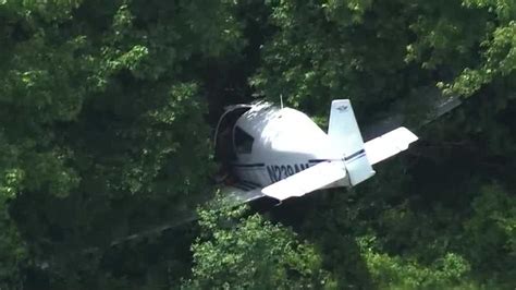 Maine Based Plane Crashes After Making Emergency Landing In Mass