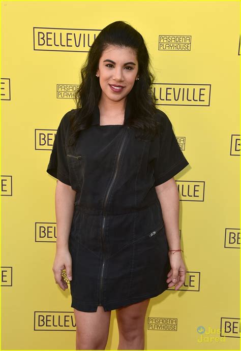 Anna Camp S Pitch Perfect Co Stars Chrissie Fit Kelley Jakle Support Her New Play Belleville
