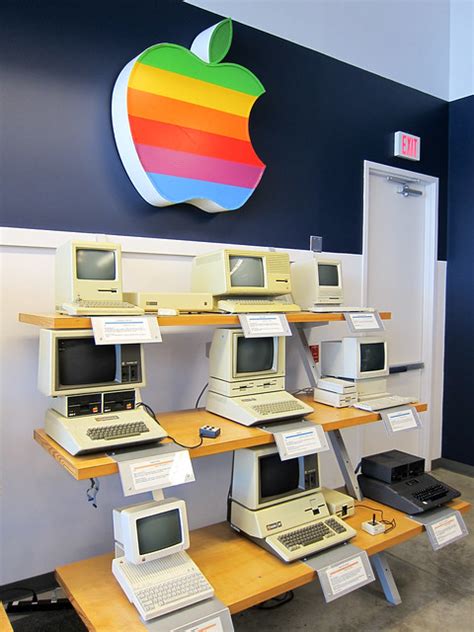 This one had an mainly unused motherboard, cpu, memory, psu, and case. Goodwill Computer Museum | Apples | By: mightyohm | Flickr ...