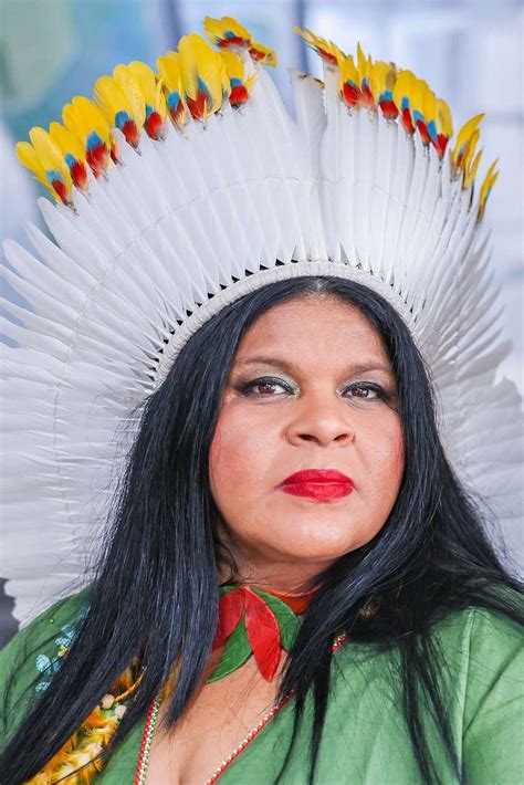 Notícias Saiba Quem São As Mulheres Indígenas Que Se Destacam No Brasil Portal Mulher Amazônica