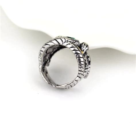 Aragorns Ring Of Barahir Silver From The Lord Of The Rings Etsy