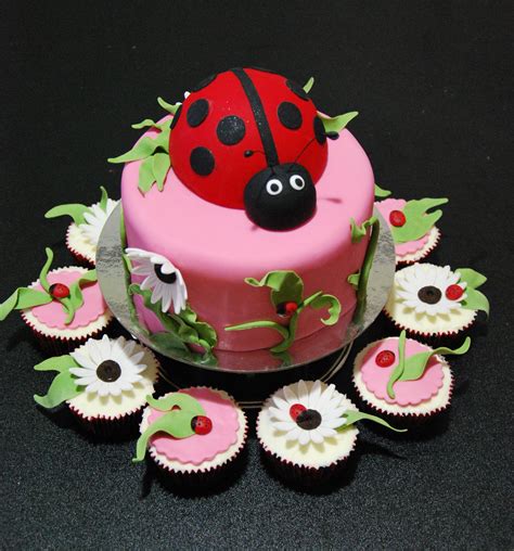 Ladybug Cakes Decoration Ideas Little Birthday Cakes
