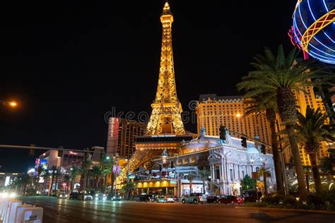 Beautiful Las Vegas Night View The Eiffel Tower Down The Strip