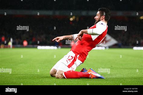 Football Olivier Giroud Banque De Photographies Et Dimages à Haute