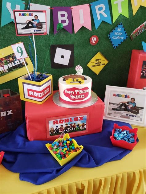 See more ideas about anniversary ideas birthday ideas and roblox cake. Roblox Birthday cake | fiestas d ninos in 2019 | Roblox birthday cake, Birthday, Birthday cake