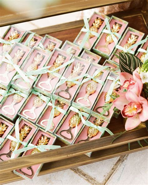 A Casual Beach Wedding In Puako Hawaii Creative Wedding Favors