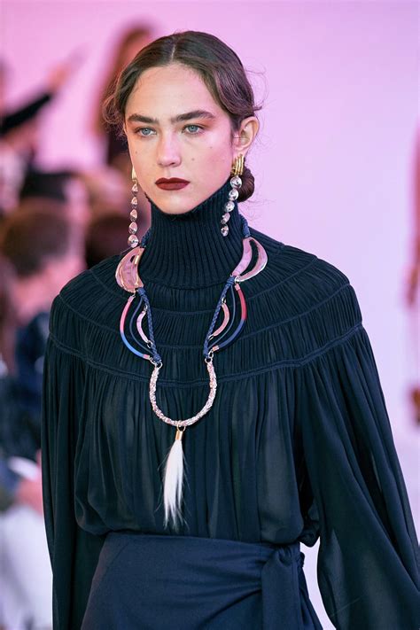 Chloé News Collections Fashion Shows Fashion Week Reviews And More