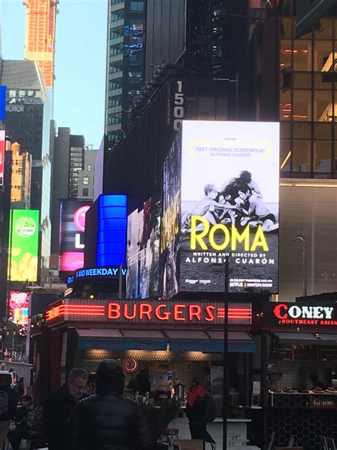 Estoy lejos de mi país, pero de repente me sentir muy cercas, carnal