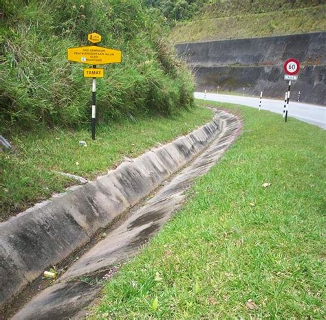 It is approximately 85 km from ipoh or about 200 km from kuala lumpur. Semua Menjadi: Semalam di Cameron Highland